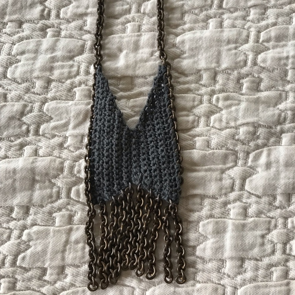 Boet Mini Chevron necklace